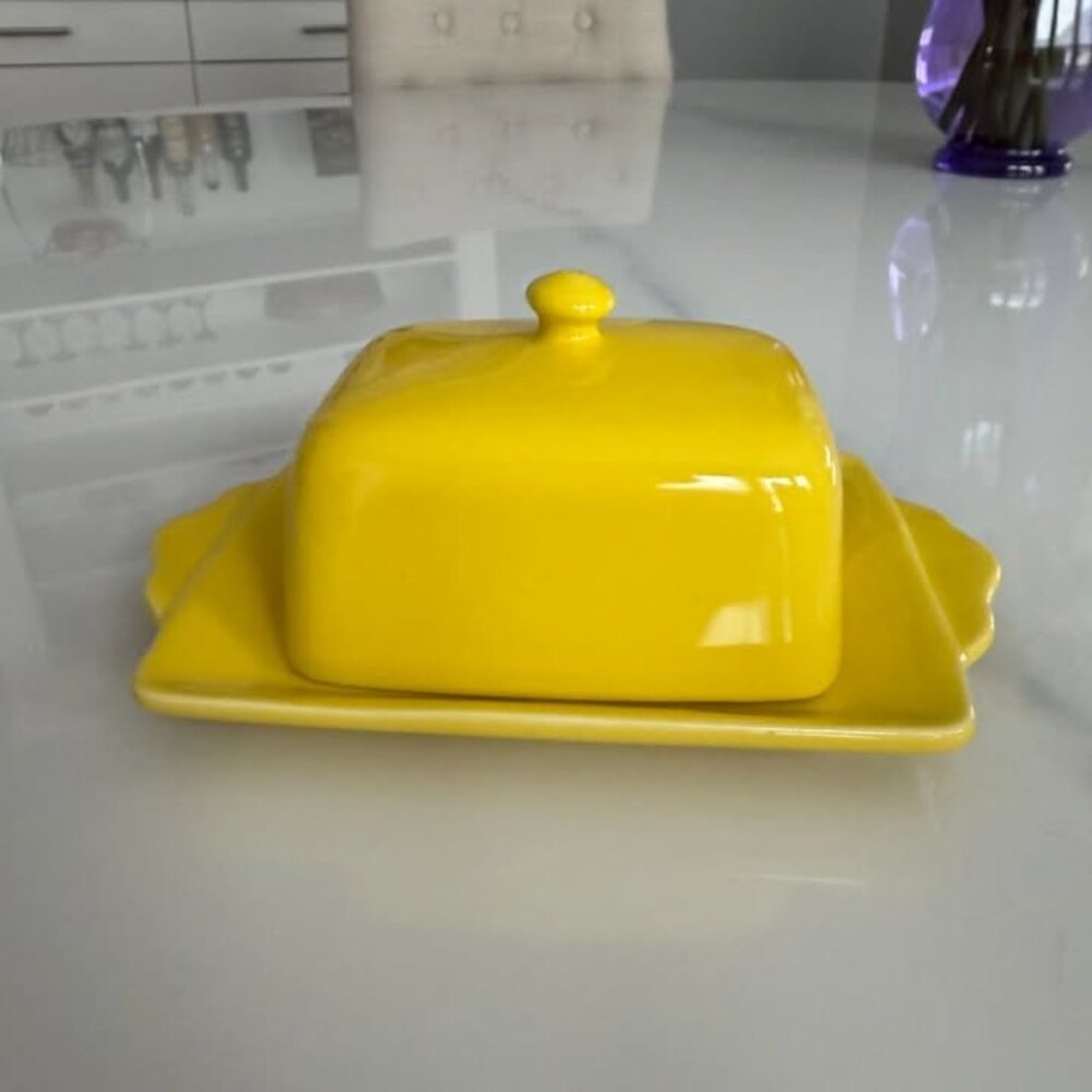 Vintage Anthropologie Biscuit Yellow Butter Dish – Half Stick